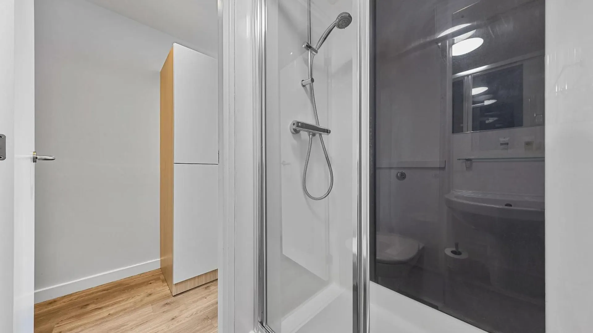Apartment Spacious Double Bed In Lewisham Well Connected London