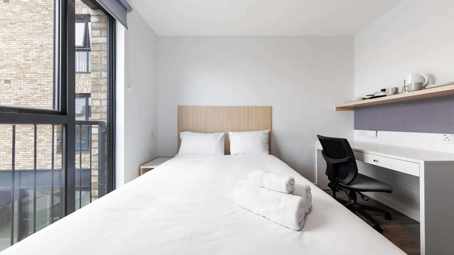 Spacious Double Bed In Lewisham Well Connected London United Kingdom